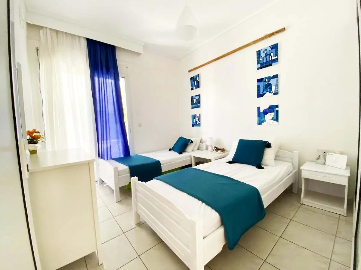 Cozy Apartment In Skala Fourkas, 2 Bedroom 100M/Beach Greece